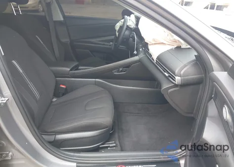 2024 Hyundai Elantra Sel from USA, damaged, VIN KMHLS4DG6RU766628